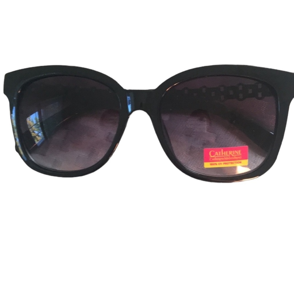 Catherine Malandrino black sunglasses